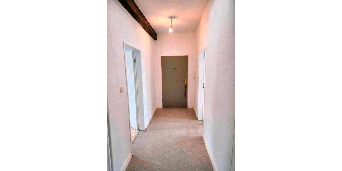 Dachgeschoßwohnung Halle (Saale) - 2 Zimmer, 79 m&sup2;, 109.000&euro; | Angebot:26114166