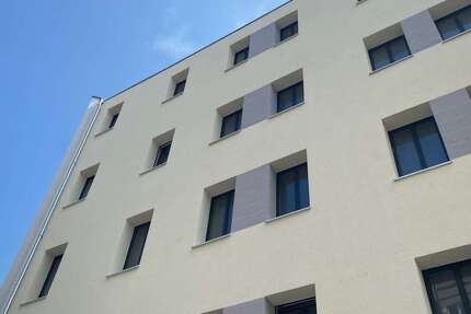 Wohnung zum Mieten in Halle 1.750 € 133.69 m² 5 zimmer