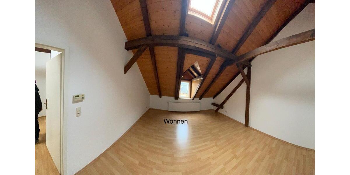 Dachgeschoßwohnung Köthen (Anhalt) - 3.5 Zimmer, 86 m&sup2;, 585&euro; | Angebot:26014030