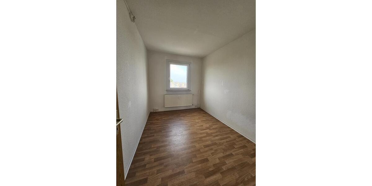 Dachgeschoßwohnung Halle (Saale) Nietleben - 3 Zimmer, 56 m&sup2;, 329&euro; | Angebot:24378390