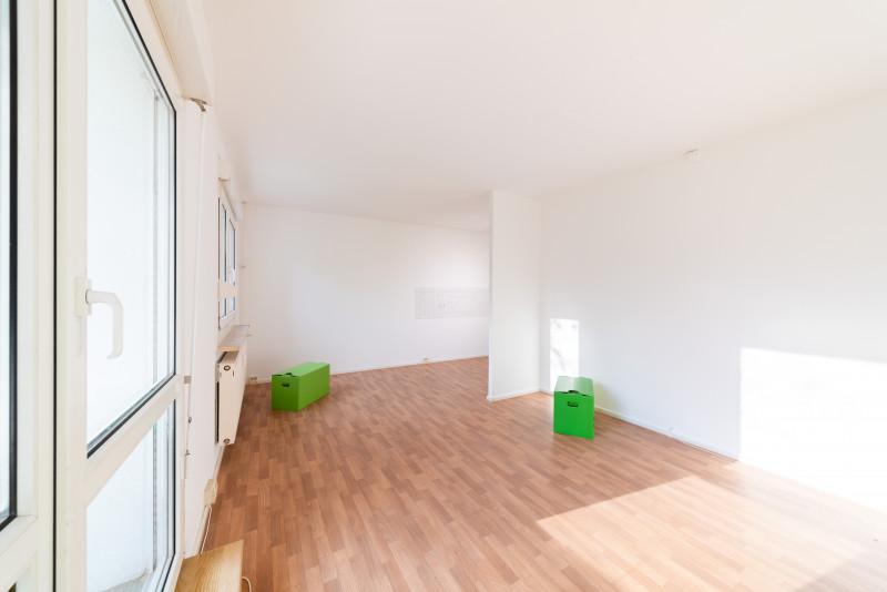 Etagenwohnung Halle (Saale) Halle-Neustadt - 5 Zimmer, 78 m&sup2;, 551&euro; | Angebot:25974516