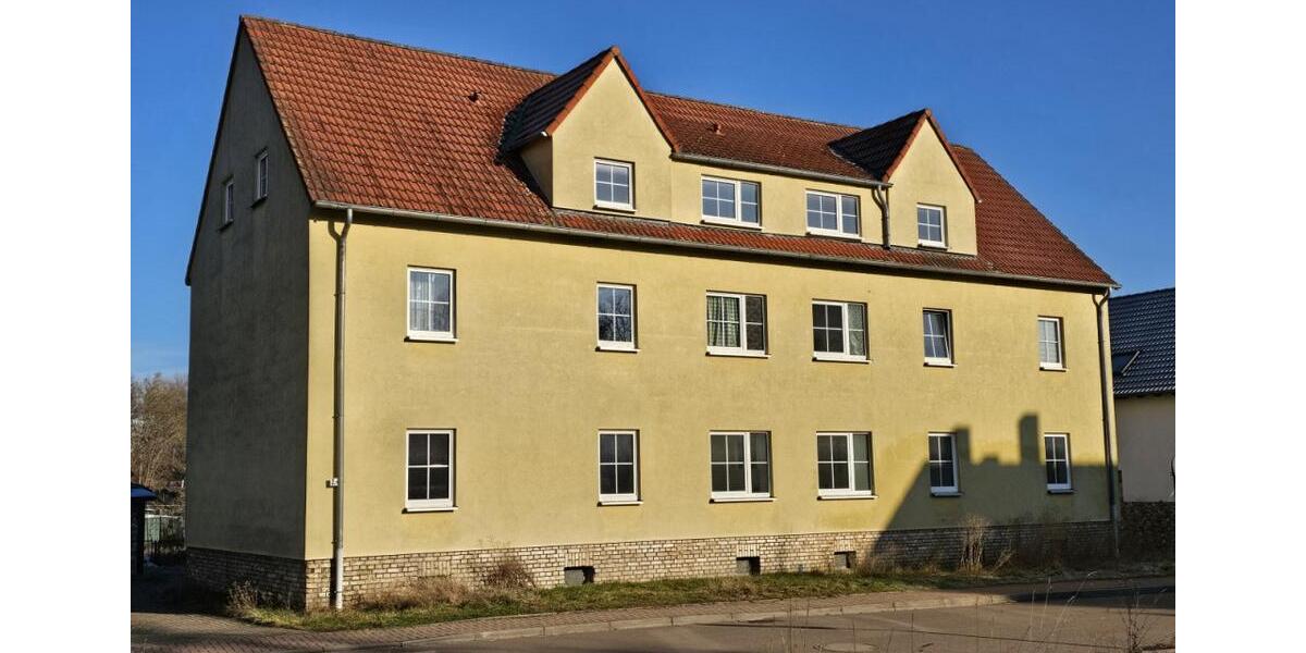 Dachgeschoßwohnung Braunsbedra - 3 Zimmer, 55 m&sup2;, 328&euro; | Angebot:26631490