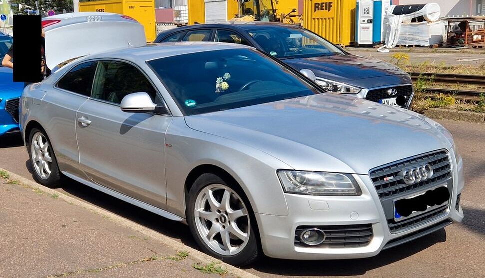 Audi A5 92.000 km 9.900 € Halle 06128