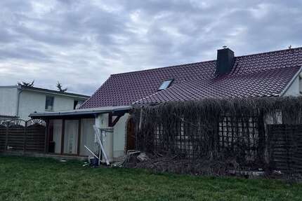 Haus Mücheln - 5 Zimmer, 125 m&sup2;, 180.000&euro; | Angebot:24666864