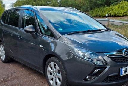 Opel Zafira Tourer 173.010 km 6.490 &euro; Halle 06116