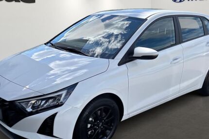 Hyundai i20 3.750 km 17.700 &euro; Petersberg OT Sennewitz 06193