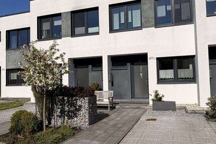 Haus Bitterfeld-Wolfen Wolfen - 3 Zimmer, 95 m&sup2;, 320.000&euro; | Angebot:26435549