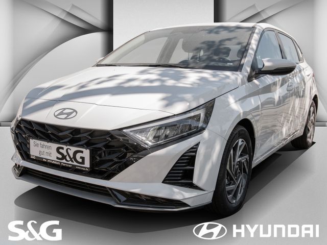 Hyundai i20 7.500 km 18.390 &euro; Petersberg OT Sennewitz 06193