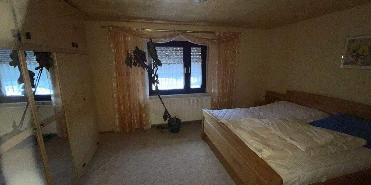 Einfamilienhaus Salzatal Höhnstedt - 1 Zimmer, 135 m&sup2;, 150.000&euro; | Angebot:25092074