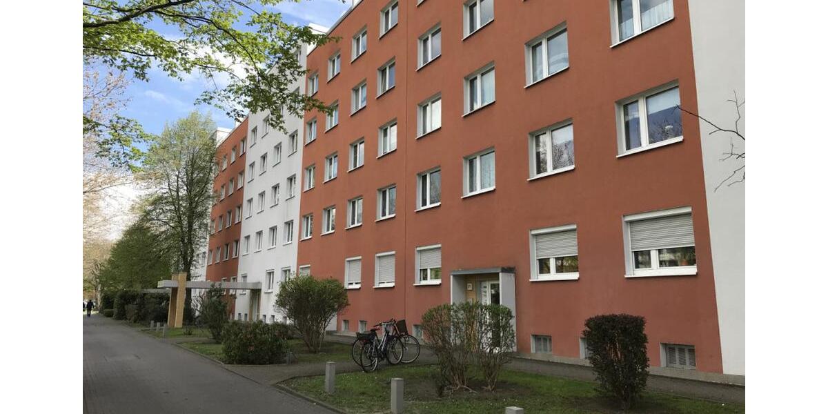 Erdgeschoßwohnung Halle (Saale) Halle-Neustadt - 2 Zimmer, 59 m&sup2;, 350&euro; | Angebot:26146132