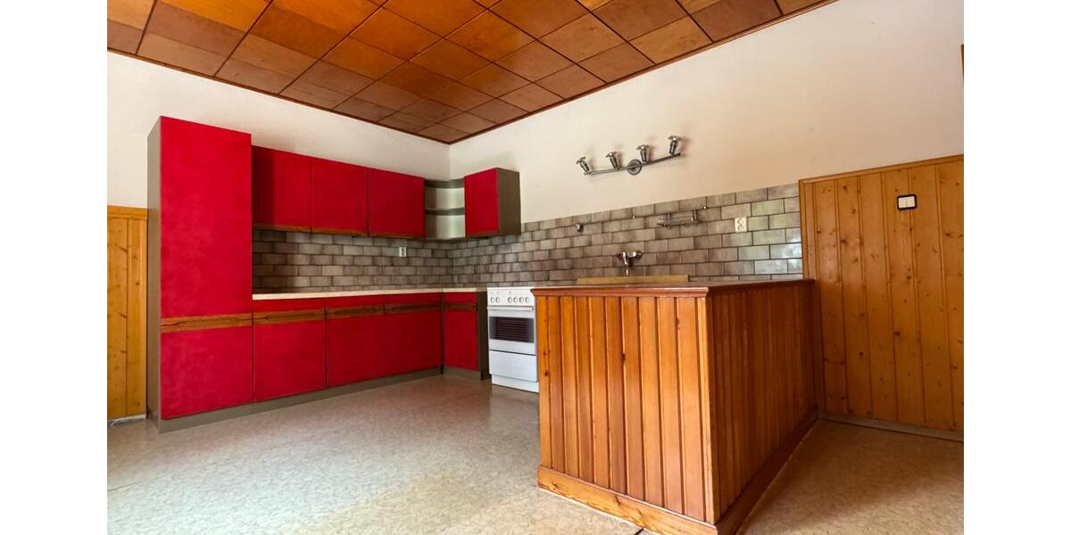 Einfamilienhaus Querfurt - 10 Zimmer, 196 m&sup2;, 200.000&euro; | Angebot:26075362