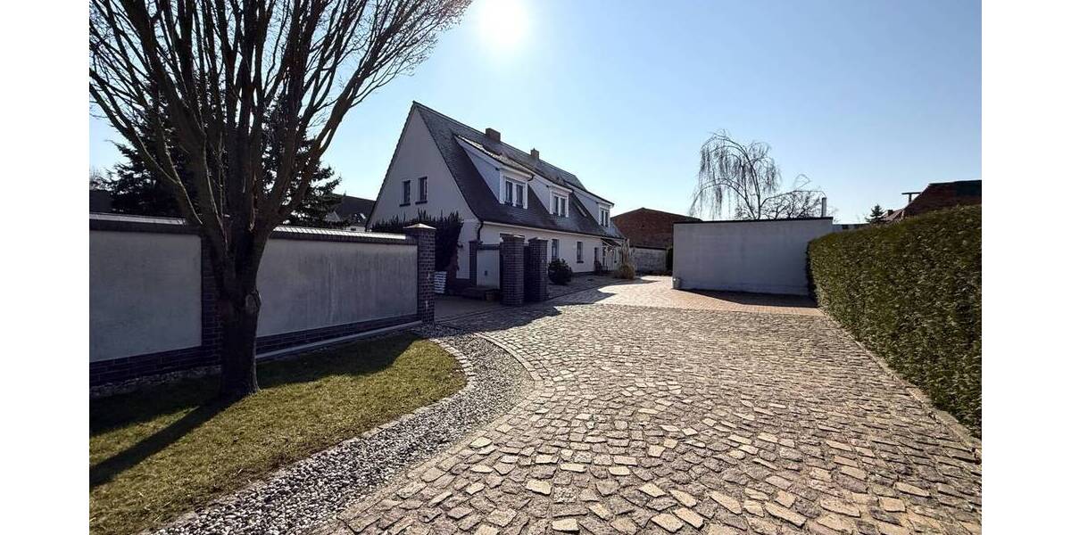 Einfamilienhaus Weißandt-Gölzau Klein-Weißandt - 8 Zimmer, 233 m&sup2;, 499.000&euro; | Angebot:26036794