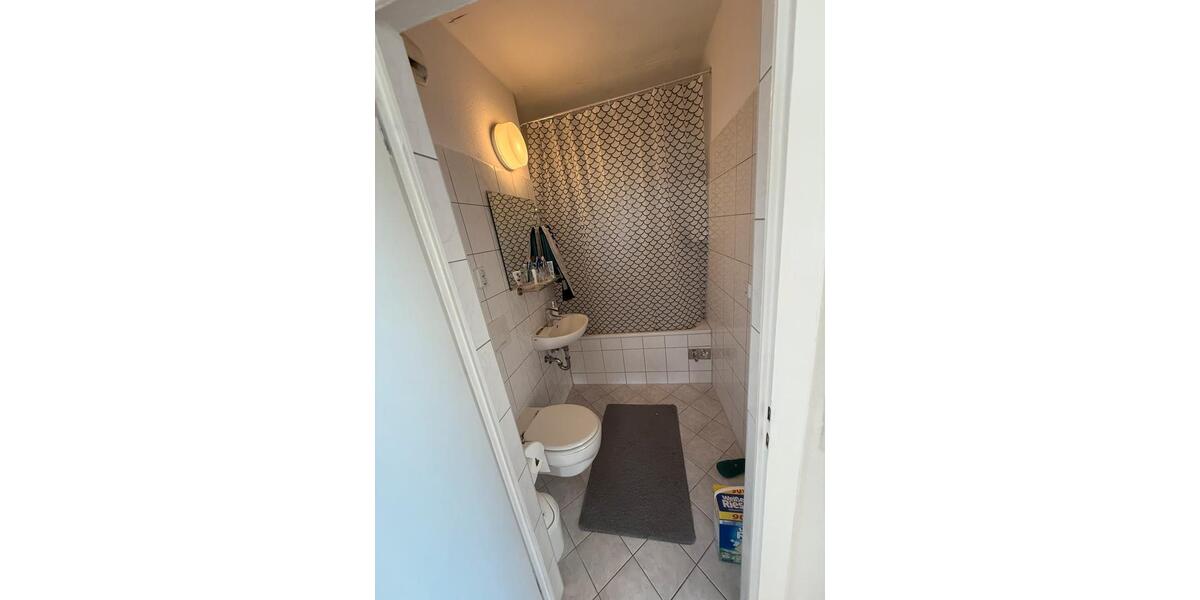 Etagenwohnung Halle (Saale) Halle-Neustadt - 3 Zimmer, 66 m&sup2;, 750&euro; | Angebot:26476443