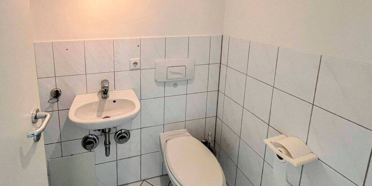 Etagenwohnung Halle (Saale) Seeben - 3 Zimmer, 80 m&sup2;, 180.000&euro; | Angebot:26779857