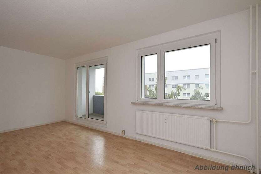 Wohnung zum Mieten in Halle (Saale) 308,15 € 56.96 m²