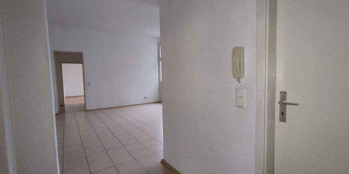 Etagenwohnung Bitterfeld Kraftwerksiedlung - 3 Zimmer, 74 m&sup2;, 73.500&euro; | Angebot:24812668