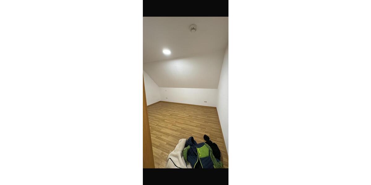 Dachgeschoßwohnung Landsberg - 2 Zimmer, 35 m&sup2;, 470&euro; | Angebot:26194501