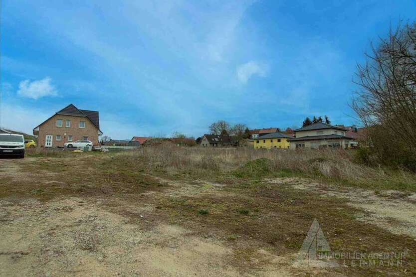 Grundstück zu verkaufen in Seeburg 175.900 € 977 m²