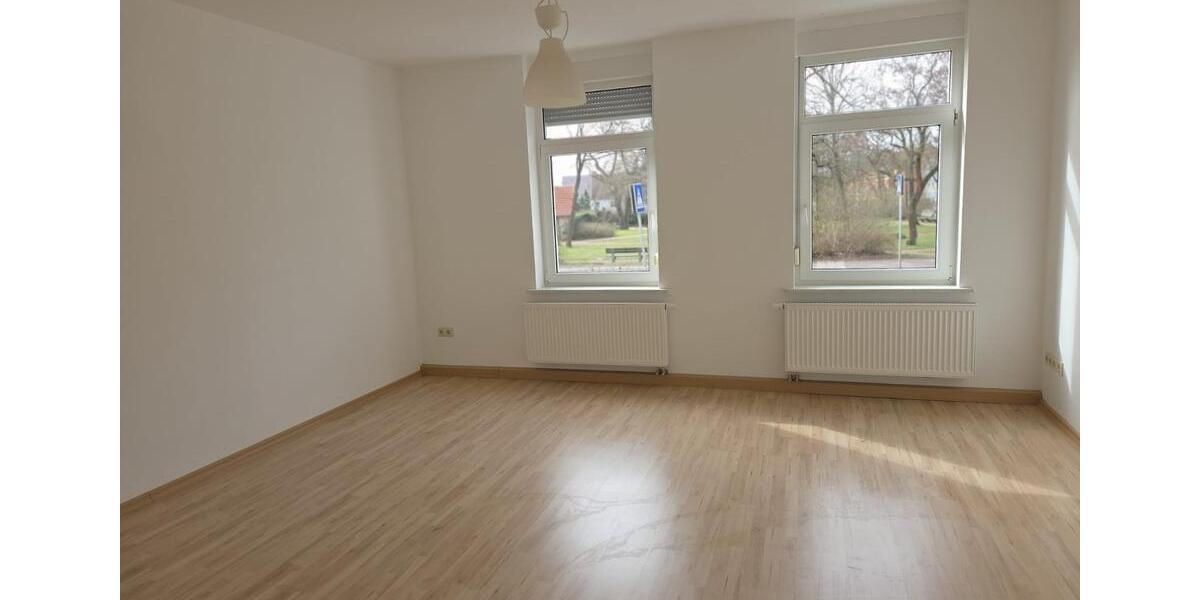 Erdgeschoßwohnung Halle (Saale) Silberhöhe - 3 Zimmer, 90 m&sup2;, 770&euro; | Angebot:25884898