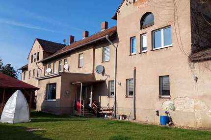 Haus Salzatal OT Fienstedt Fienstedt - 12 Zimmer, 350 m&sup2;, 90.000&euro; | Angebot:15946917