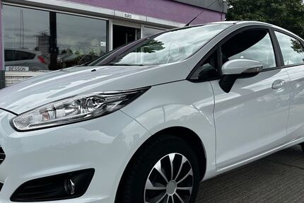 Ford Fiesta 90.439 km 6.880 &euro; Kabelsketal OT Gröbers 06184