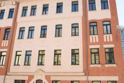 Wohnung zum Mieten in Leipzig 385 € 36.41 m²