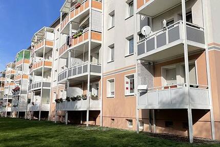 Schöne 3 Raum Wohnung mit Balkon zu vermieten! 3 zimmer