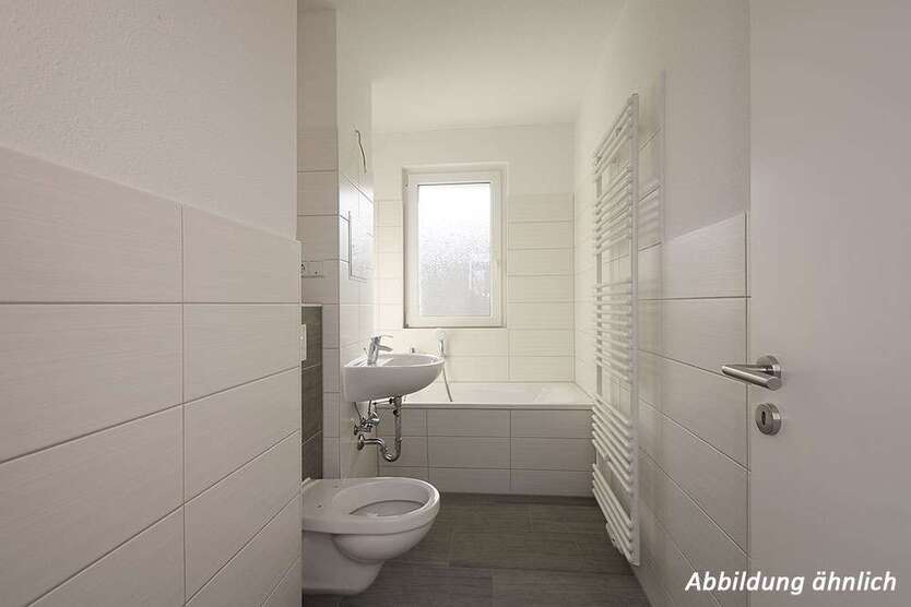 Wohnung zum Mieten in Halle (Saale) 396,59 € 58.58 m²