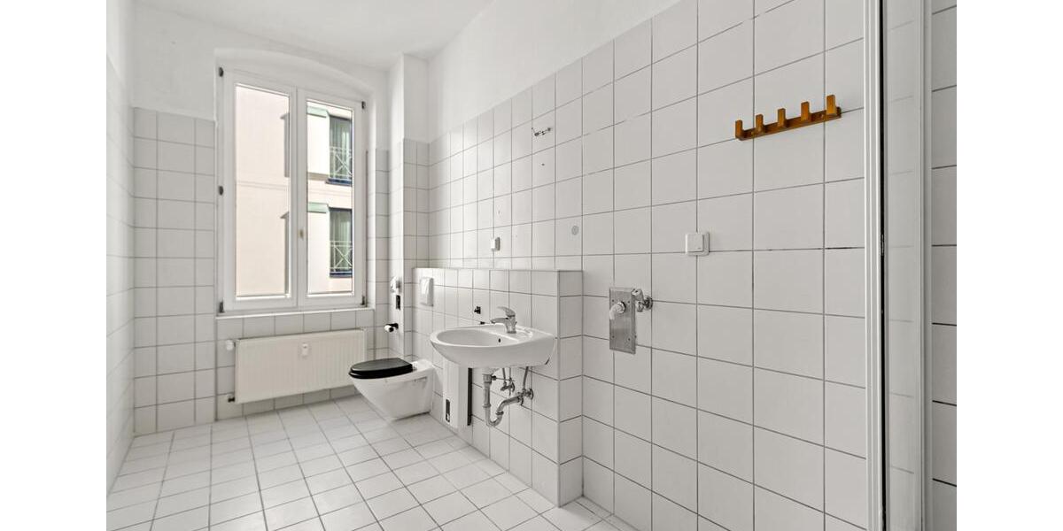 Etagenwohnung Halle (Saale) - 2 Zimmer, 78 m&sup2;, 585&euro; | Angebot:25640006