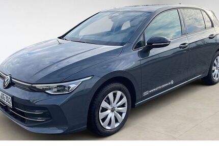 VW Golf 9.900 km 29.780 &euro; Bitterfeld-Wolfen 06749