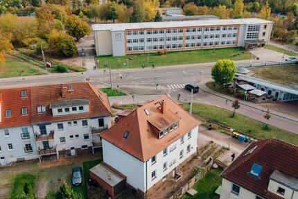 Haus Merseburg - 11 Zimmer, 314 m&sup2;, 385.000&euro; | Angebot:27535201