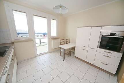 Wohnung Lutherstadt Eisleben Wilhelm-Pieck-Siedlung - 2 Zimmer, 78 m&sup2;, 407&euro; | Angebot:26285507