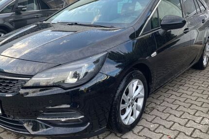 Opel Astra 42.799 km 17.799 € Leuna 06237
