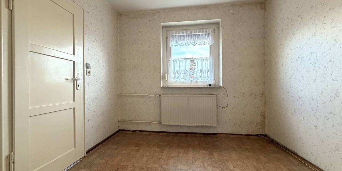 Reihenmittelhaus Bitterfeld-Wolfen Wolfen - 5 Zimmer, 80 m&sup2;, 76.000&euro; | Angebot:26391517