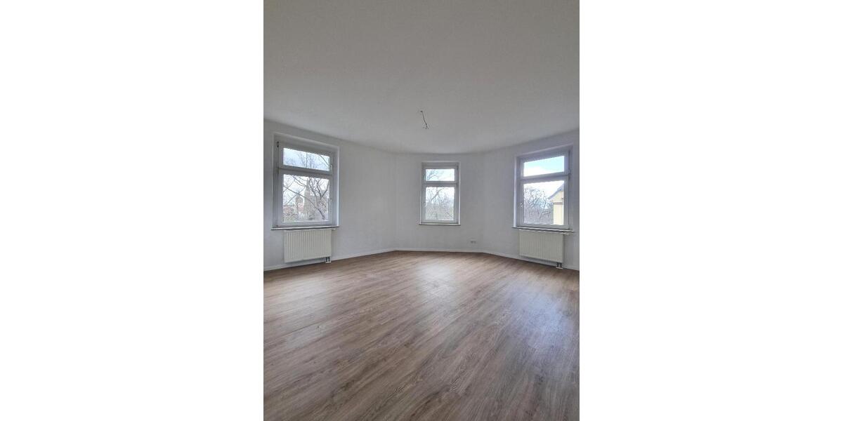 Etagenwohnung Köthen (Anhalt) - 2 Zimmer, 70 m&sup2;, 385&euro; | Angebot:25977963