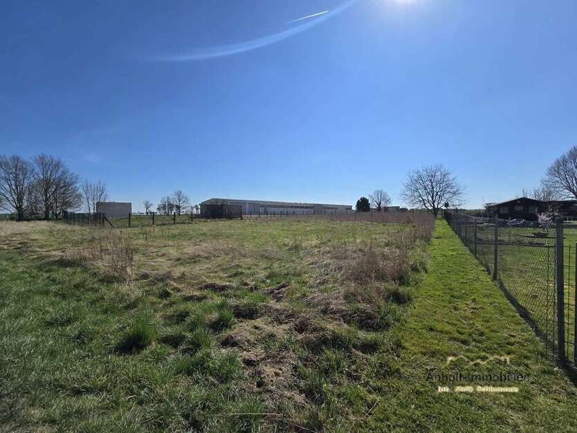 Grundstück zu verkaufen in Petersberg OT Ostrau 20.000 € 536 m²