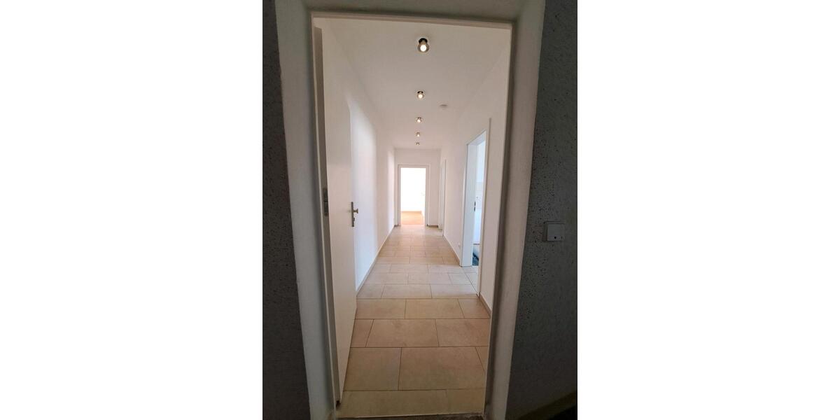 Etagenwohnung Lützen - 2 Zimmer, 50 m&sup2;, 47.000&euro; | Angebot:26900551