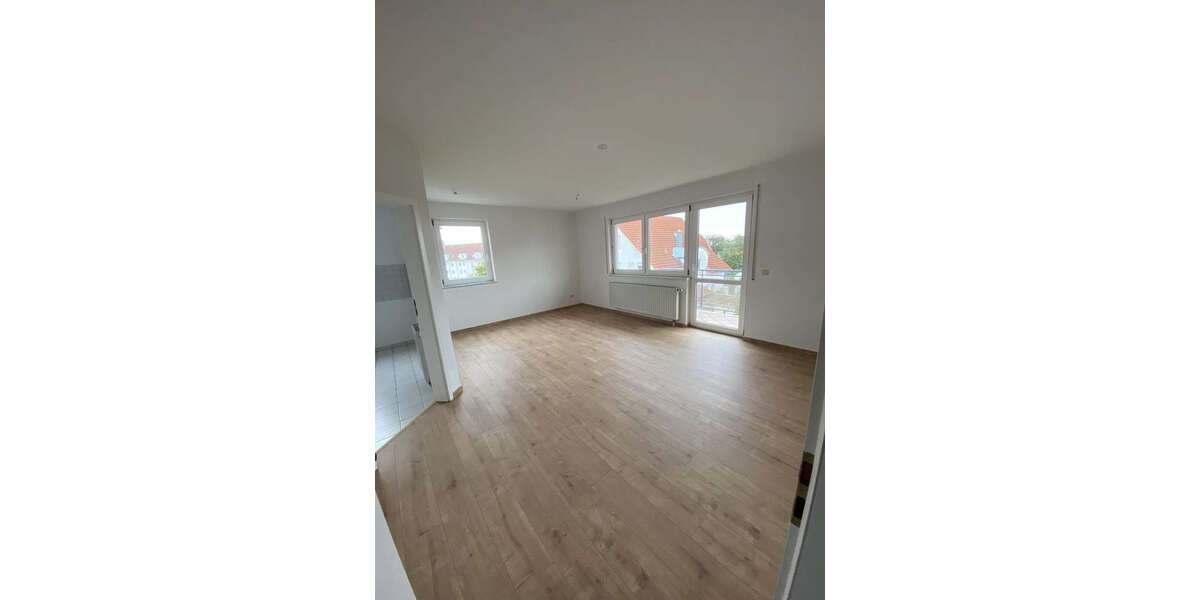 Etagenwohnung Schkopau Ermlitz - 2 Zimmer, 62 m&sup2;, 530&euro; | Angebot:25158887