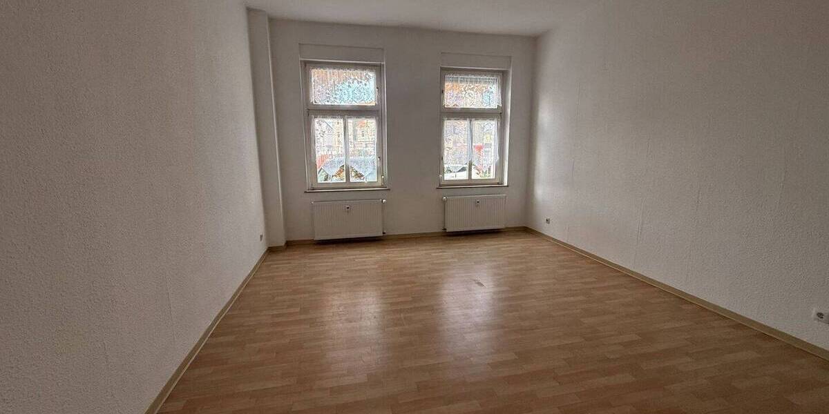 Etagenwohnung Bitterfeld Anhaltsiedlung - 4 Zimmer, 120 m&sup2;, 755&euro; | Angebot:26502887