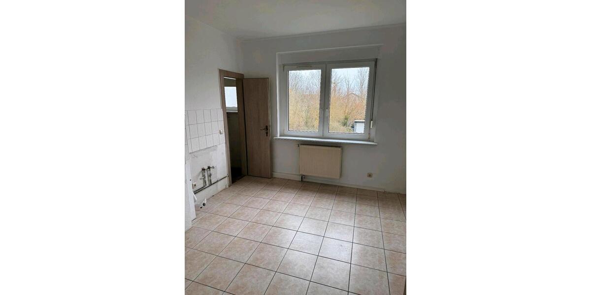 Etagenwohnung Bitterfeld-Wolfen Wolfen - 3 Zimmer, 86 m&sup2;, 725&euro; | Angebot:25408251