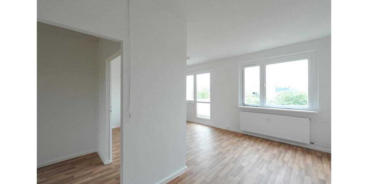 vollsanierte 3 Zimmer mit Balkon in der 5. Etage 3 zimmer