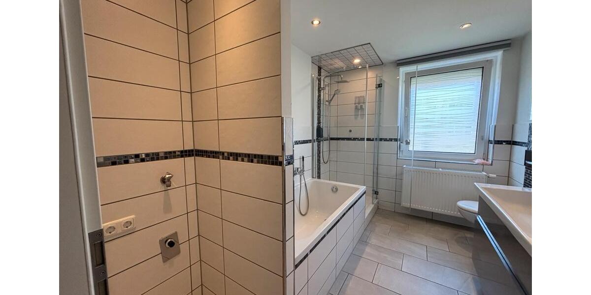 Etagenwohnung Halle (Saale) Damaschkestraße - 4 Zimmer, 90 m&sup2;, 220.000&euro; | Angebot:25870122