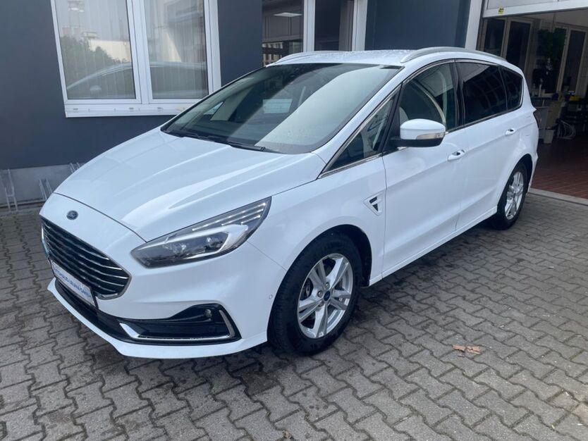 Ford S-Max 57.998 km 29.499 € Leuna 06237