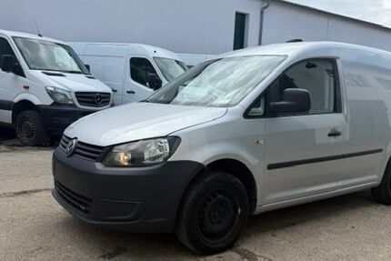 VW Caddy 216.000 km 4.999 &euro; Halle 06118