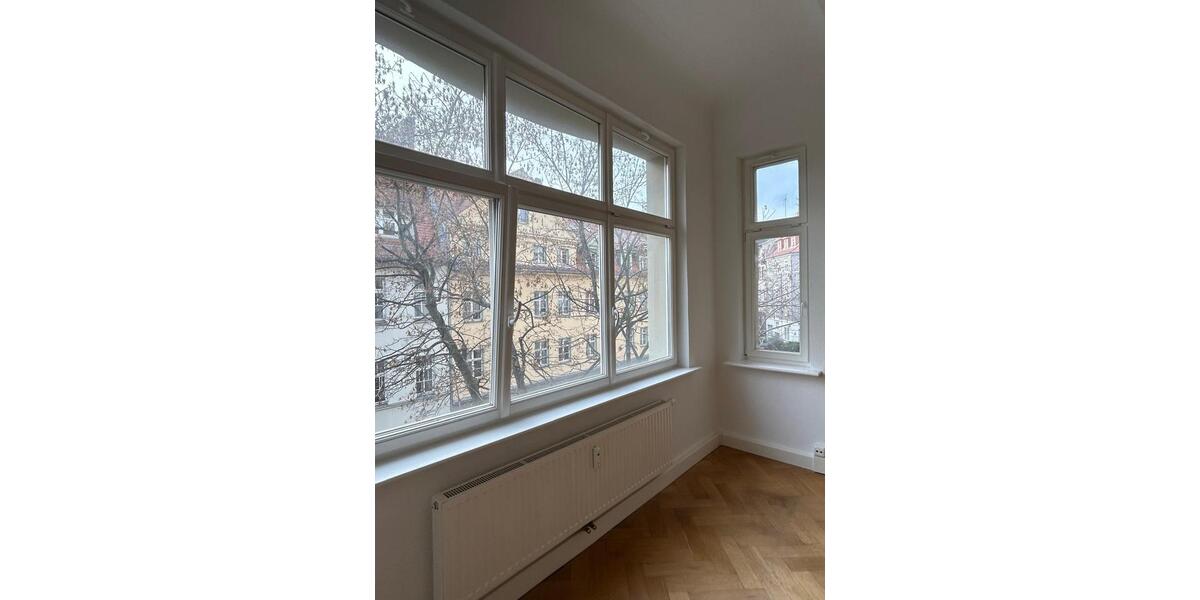 Etagenwohnung Halle (Saale) Frohe Zukunft - 5 Zimmer, 150 m&sup2;, 1.350&euro; | Angebot:25865846
