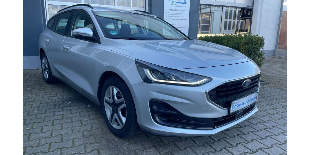 Ford Focus 32.989 km 17.999 &euro; Leuna 06237