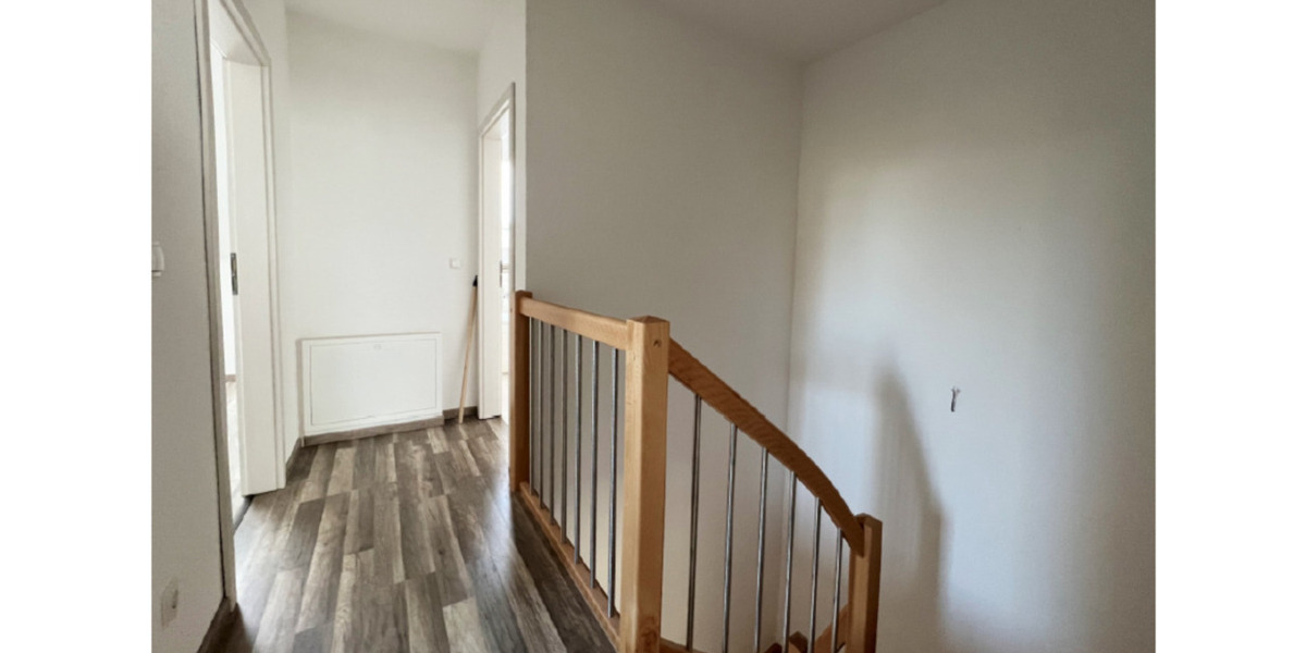 Doppelhaushälfte Schkeuditz - 4 Zimmer, 110 m&sup2;, 1.500&euro; | Angebot:25159467