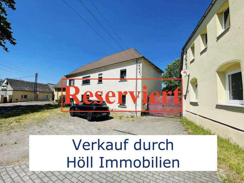Haus zum Kaufen in Landsberg OT Schwerz 95.000 € 207 m²