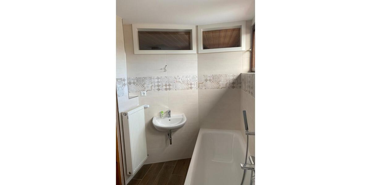 Dachgeschoßwohnung Könnern - 3 Zimmer, 87 m&sup2;, 480&euro; | Angebot:24876859