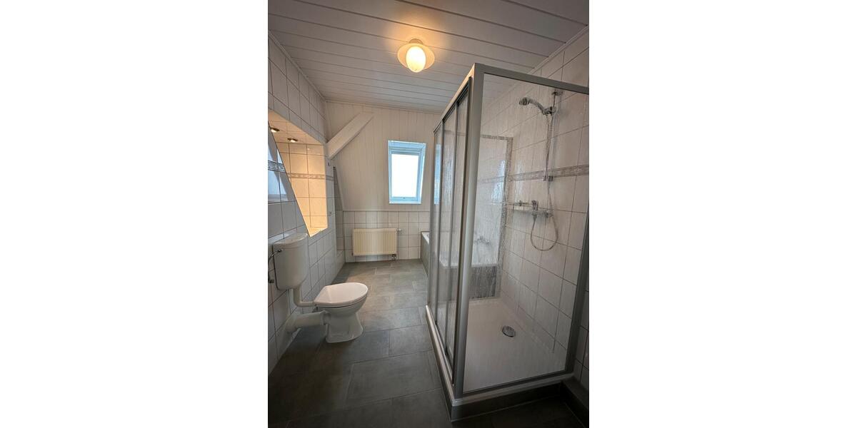 Dachgeschoßwohnung Halle (Saale) Damaschkestraße - 2 Zimmer, 79 m&sup2;, 753&euro; | Angebot:26326586